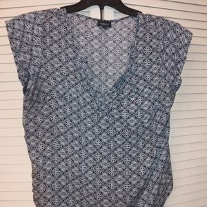 Nine& Co. Sleeveless blouse